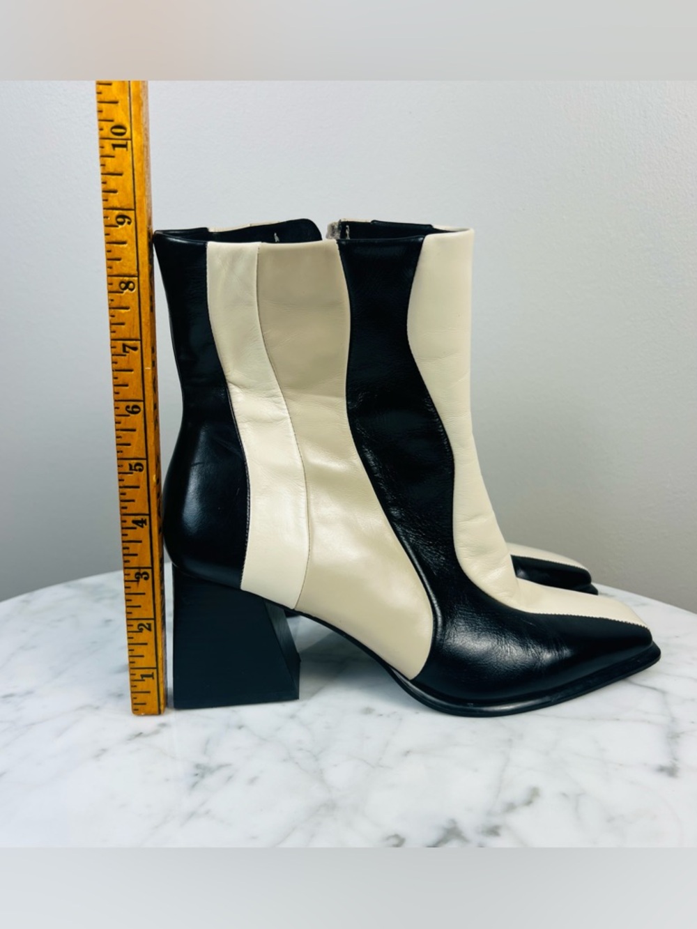 GB “Holy-Grail” Wavy Colorblock Leather Block Heel Booties – Size 9.5 - Picture 9 of 11